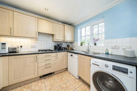 4 bedroom semi-detached house for sale, Melford Road, London SE22