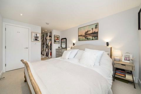 2 bedroom flat for sale, Oakhurst Grove, London SE22