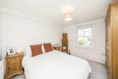 2 bedroom flat for sale, East Dulwich Grove, London SE22