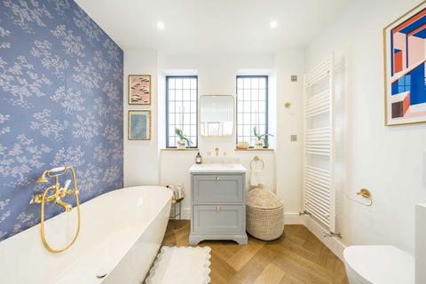 86 Whateley Road, London, SE22 9DD