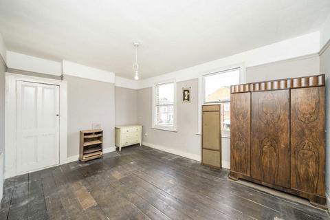 3 bedroom house for sale, Dunstans Road, London SE22