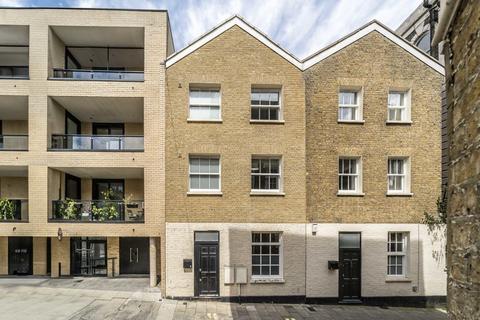 3 bedroom terraced house for sale, Sylvester Road, London E8