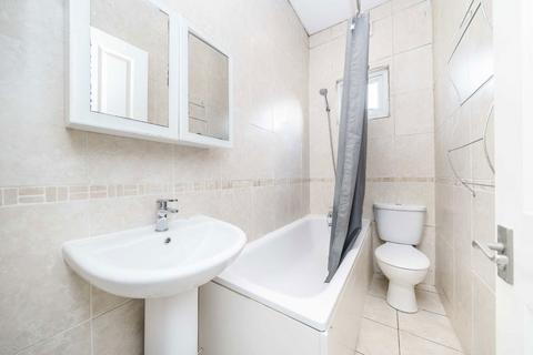 1 bedroom flat for sale, Clarence Road, London E5