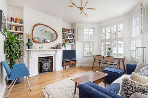 2 bedroom flat for sale, Durlston Road, London E5