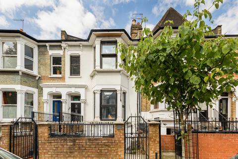 1 bedroom flat for sale, Kyverdale Road, London N16