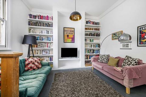 2 bedroom flat for sale, Cricketfield Road, London E5