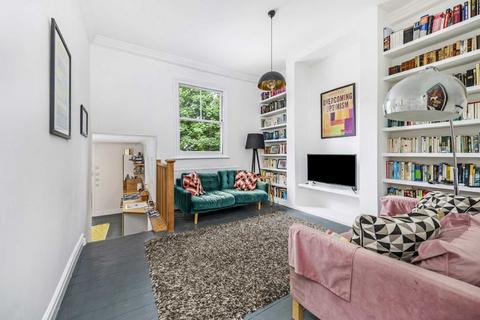 2 bedroom flat for sale, Cricketfield Road, London E5