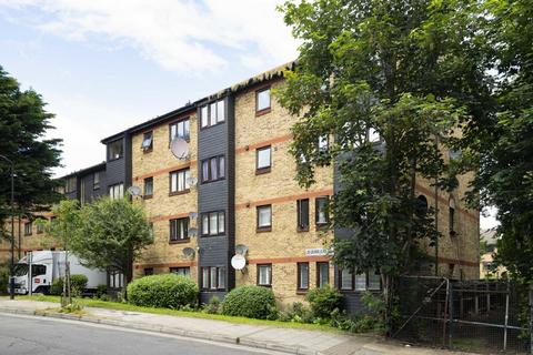 2 bedroom flat for sale, Leaside Road, London E5