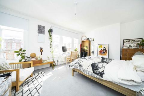 3 bedroom flat for sale, Chatsworth Road, London E5