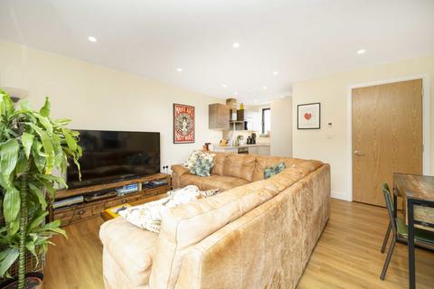 Flat 3, Apex House, 2 Sylvester Road, London, E8 1EP