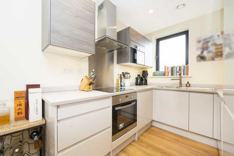 Flat 3, Apex House, 2 Sylvester Road, London, E8 1EP