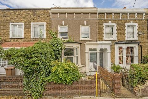 3 bedroom terraced house for sale, Dunlace Road, London E5