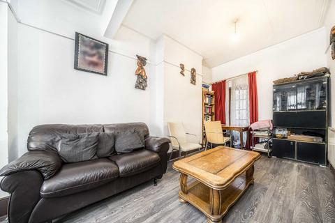 195 Homerton High Street, London, E9 6BB