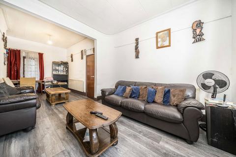 195 Homerton High Street, London, E9 6BB