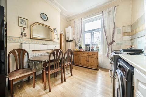 5 bedroom terraced house for sale, Cecilia Road, London E8