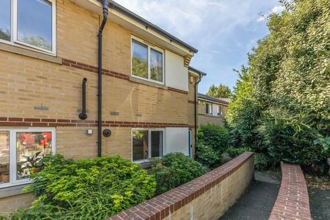 3 bedroom house for sale, Speechly Mews, London E8