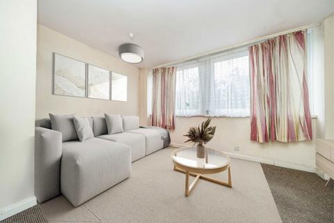 2 bedroom flat for sale, Tolsford Road, London E5