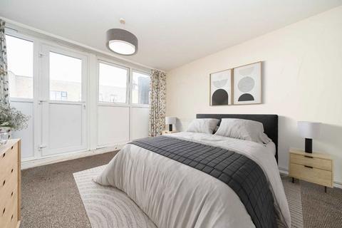 2 bedroom flat for sale, Tolsford Road, London E5