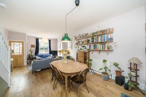 3 bedroom house for sale, Oriel Road, London E9