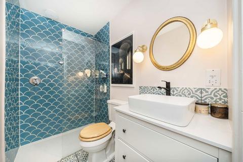 103 Oriel Road, London, E9 5SG
