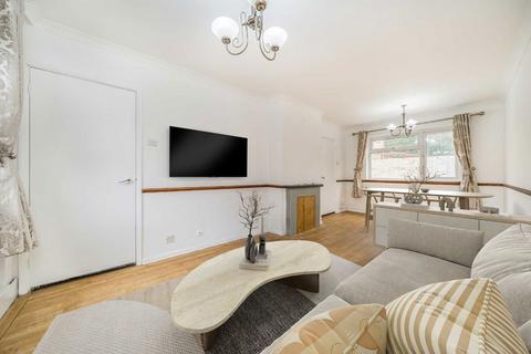 3 bedroom semi-detached house for sale, Ferncliff Road, London E8