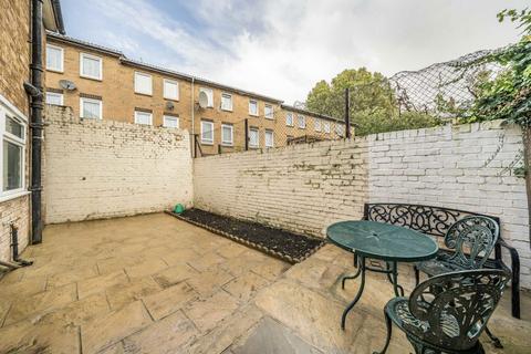 40 Ferncliff Road, London, E8 2HX
