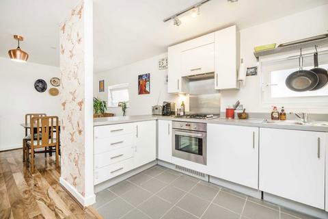 Flat 16, Rendles Court Dunn Street, London, E8 2FF