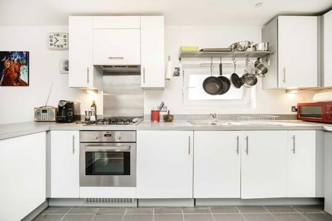 Flat 16, Rendles Court Dunn Street, London, E8 2FF