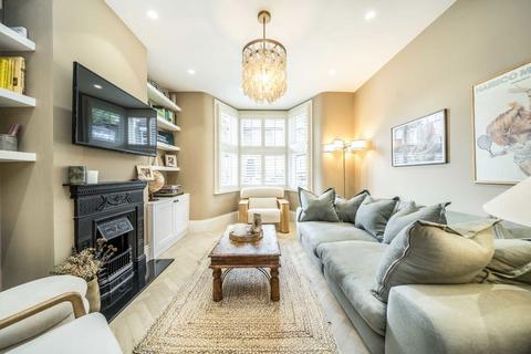 4 bedroom terraced house for sale, Malvern Road, London E11