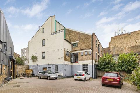 2 bedroom flat for sale, Digby Road, London E9