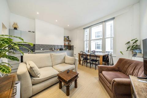 2 bedroom flat for sale, Mare Street, London E8