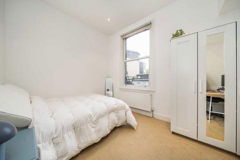 2 bedroom flat for sale, Mare Street, London E8