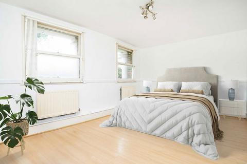 2 bedroom flat for sale, Mothers Square, London E5