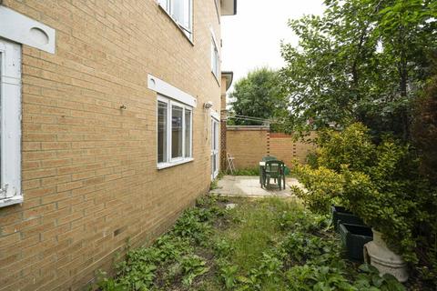 1 Mothers Square, London, E5 8TT