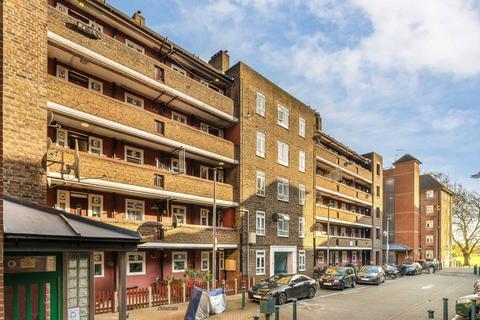 3 bedroom flat for sale, Homerton Road, London E9