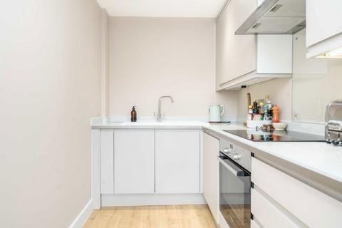 1 bedroom flat for sale, Upper Clapton Road, London E5