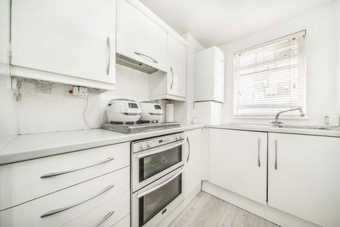 2 bedroom flat for sale, Sutton Square, London E9