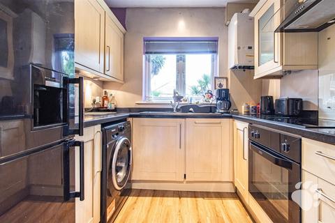2 Clover Way, Vange, Basildon, SS16 4FJ