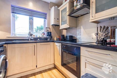 2 Clover Way, Vange, Basildon, SS16 4FJ