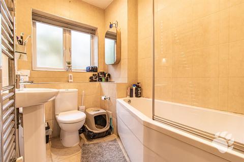 2 Clover Way, Vange, Basildon, SS16 4FJ