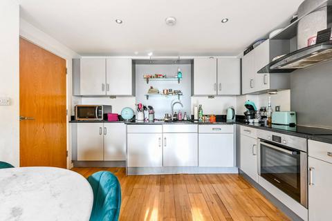 2 bedroom flat to rent, Balmes Road, De Beauvoir Town, London, N1