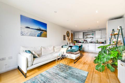 2 bedroom flat to rent, Balmes Road, De Beauvoir Town, London, N1