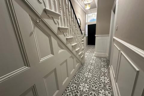 29 Hesketh Avenue, Blackpool, FY2 9JX