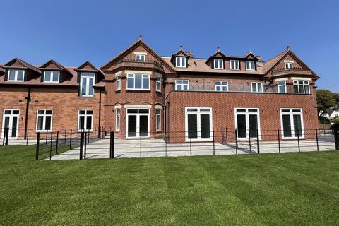2 bedroom flat for sale, Southbourne