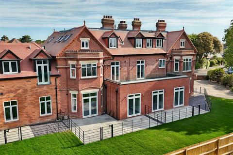 2 bedroom flat for sale, Southbourne