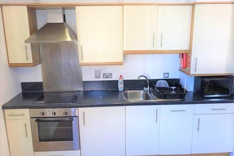 Studio to rent, Portland House, The Kingsway, City Centre, Swansea