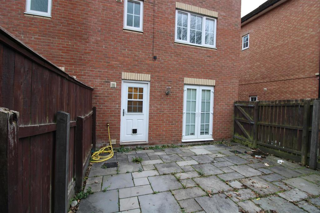 Q.yard.JPG