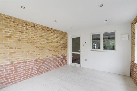19 Bendigo Lane, Nottingham, NG2 4EH