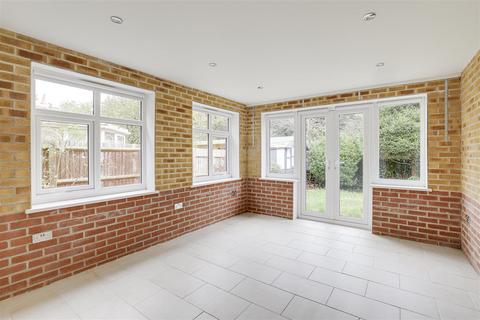 19 Bendigo Lane, Nottingham, NG2 4EH