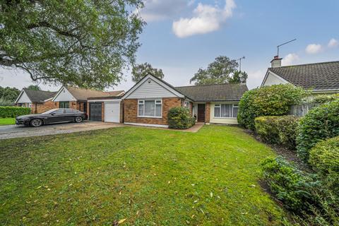 2 bedroom bungalow for sale, Bridle Road, Pinner, Middlesex